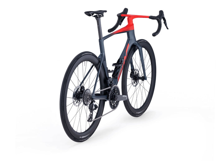 SRAM Force AXS 2x12